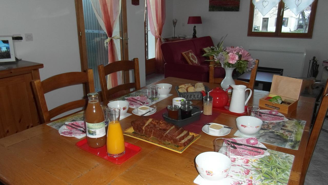 Au Vieux Tilleul Bed & Breakfast Veynes Dış mekan fotoğraf